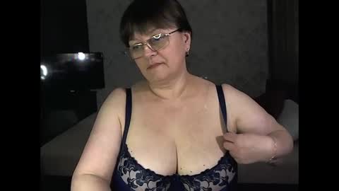 CarolineDream  online show from February 24, 6:15 pm