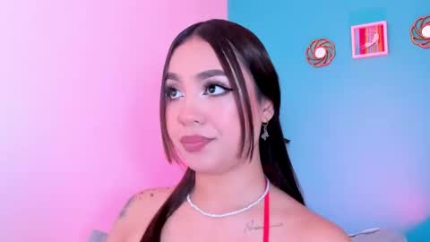 CarolineeGarcia online show from February 13, 1:48 pm