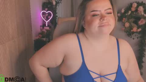 Snapshot of caroll_li chatting on February 28, 5:26 am caroll_li online show from February 28, 5:26 am