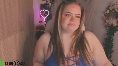 Snapshot of caroll_li chatting on February 14, 2:07 am caroll_li online show from February 14, 2:07 am