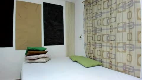 caroll_marquez online show from July 10, 11:37 am