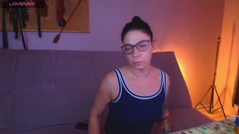 Carrie online show from January 11, 6:14 pm