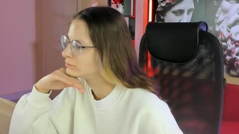 carrie_roses online show from October 1, 5:17 am