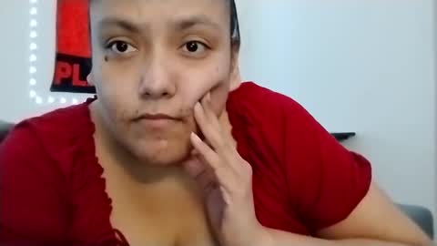carrieebee online show from September 11, 4:47 am