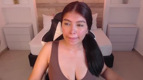 carriepink_ online show from September 17, 12:52 pm