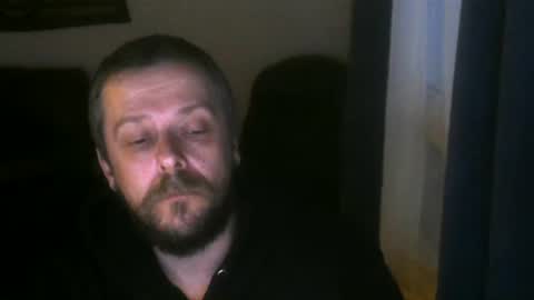 Snapshot of caseurdecue chatting on December 4, 11:35 am AllenGallant online show from December 4, 11:35 am