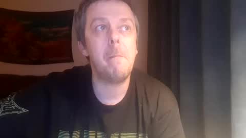 Snapshot of caseurdecue chatting on January 5, 12:31 am AllenGallant online show from January 5, 12:31 am