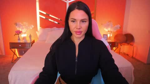 casey_min online show from April 6, 6:14 am