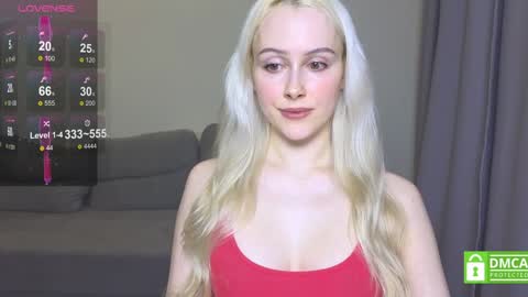 Snapshot of caseylabow chatting on January 23, 11:04 am My name is Casey... Nice to meet you I will be happy to have funthumbs up please its important online show from January 23, 11:04 am