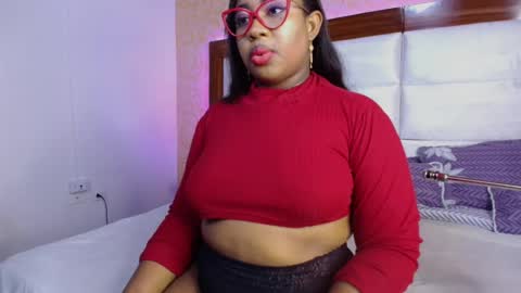 Snapshot of caseymoon chatting on February 4, 12:33 pm Casey online show from February 4, 12:33 pm