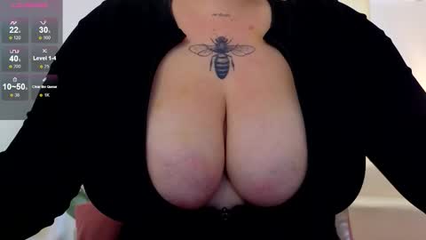 Casey Robbins online show from October 22, 7:33 am