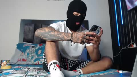 Snapshot of cash_master77 chatting on December 27, 6:14 am Cash Master777 online show from December 27, 6:14 am