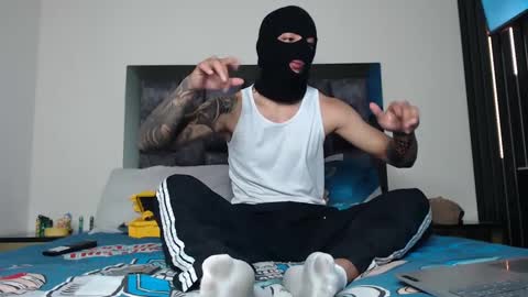 Snapshot of cash_master77 chatting on February 13, 8:17 am Cash Master777 online show from February 13, 8:17 am