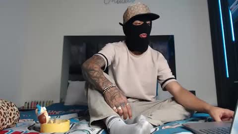 Snapshot of cash_master77 chatting on January 5, 9:59 am Cash Master777 online show from January 5, 9:59 am