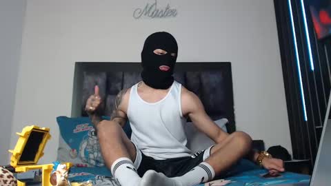 Snapshot of cash_master77 chatting on January 29, 6:43 am Cash Master777 online show from January 29, 6:43 am