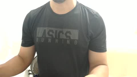 cashmastermuscle77 online show from January 23, 8:45 pm