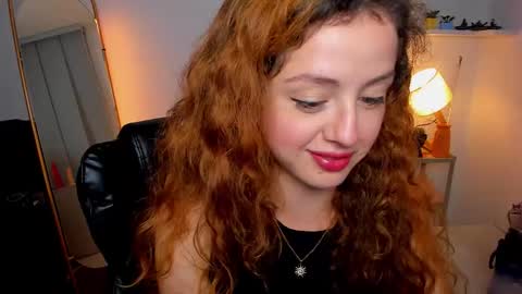 Snapshot of cassandra_caiin chatting on September 16, 11:52 pm Cassie online show from September 16, 11:52 pm