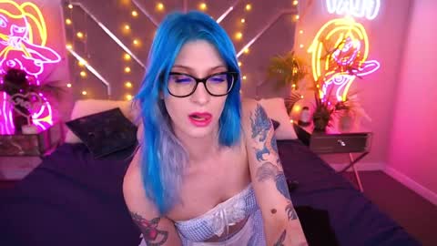 Cassandra online show from April 2, 6:54 am