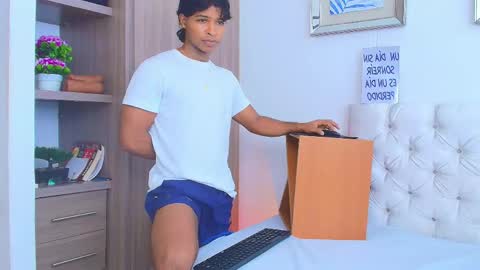 CASSIAN GOLD online show from May 26, 6:14 pm