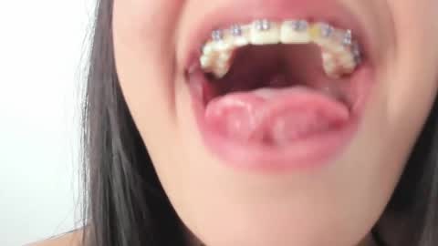 Cassie Jones online show from May 26, 9:43 pm