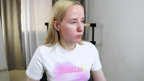 Cassie online show from November 8, 9:29 pm