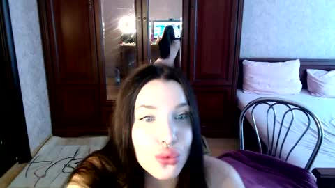 Cassie online show from June 5, 11:59 am