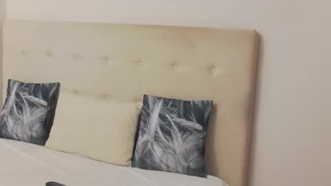 CassieHilton online show from October 19, 7:40 pm