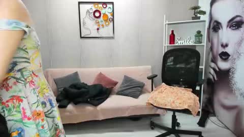 CassieJonas online show from December 22, 4:19 am