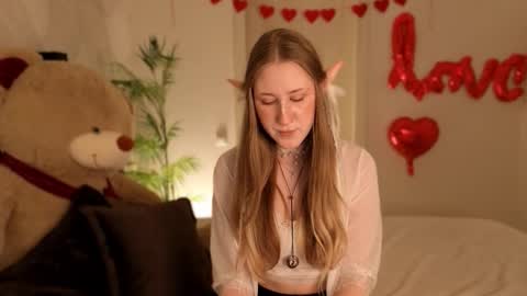 Casey online show from February 15, 11:47 pm