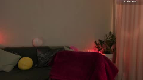  cassandra  online show from February 23, 10:31 pm