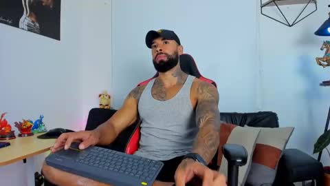 Snapshot of casticatheking chatting on February 17, 1:11 pm Matheo Brown online show from February 17, 1:11 pm