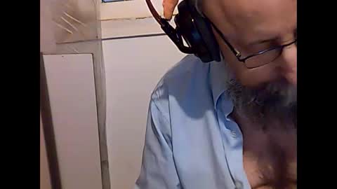 casual53 online show from October 31, 4:02 am