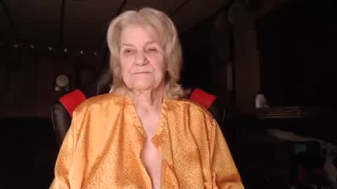 cat online show from February 27, 10:53 pm