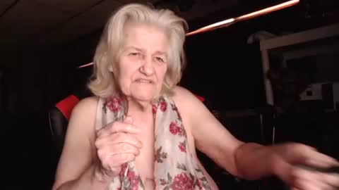 cat online show from February 26, 5:21 pm