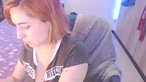 cat naughty online show from February 6, 5:09 pm