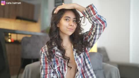 Catalina online show from April 3, 2:46 pm