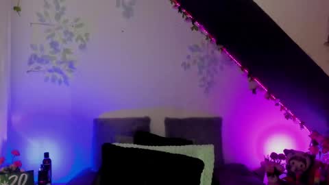 Cata green model independient online show from January 22, 9:54 pm