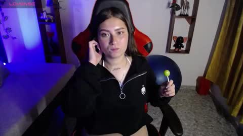 Snapshot of cata_lover1 chatting on October 2, 5:34 pm cata_lover1 online show from October 2, 5:34 pm