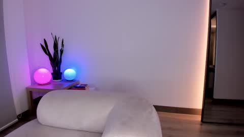 cata_n_cami online show from January 6, 12:14 am