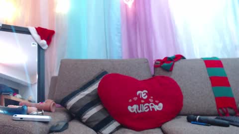 Snapshot of cata_robets chatting on December 27, 3:31 am cata online show from December 27, 3:31 am