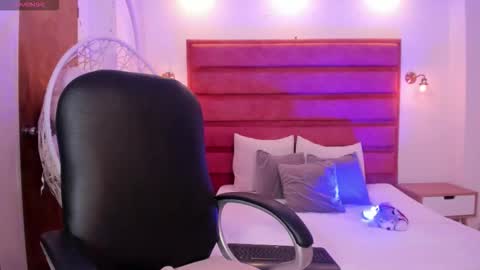 Catalehia online show from January 5, 5:27 pm