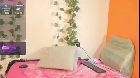 cataleya19__ online show from March 6, 3:02 pm