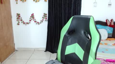 Snapshot of cataleya_ardiente1 chatting on January 23, 1:24 pm isabel online show from January 23, 1:24 pm