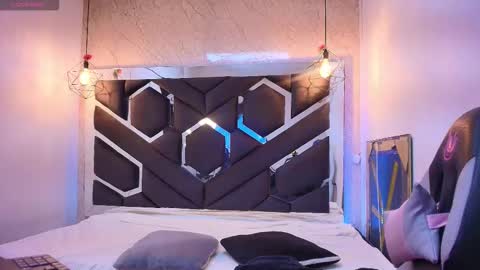 Cataleya online show from November 5, 11:23 am