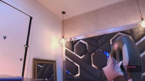 Cataleya online show from December 4, 11:21 am