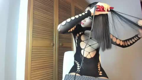 Cataleya online show from October 10, 1:28 pm