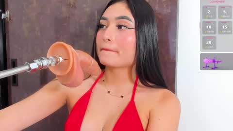 Catalina online show from September 27, 9:34 pm