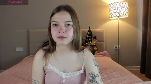 Pat online show from November 5, 9:44 am