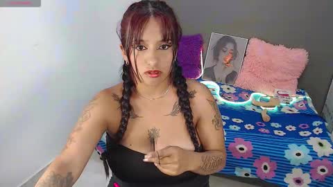 Catherina   online show from September 8, 9:25 pm