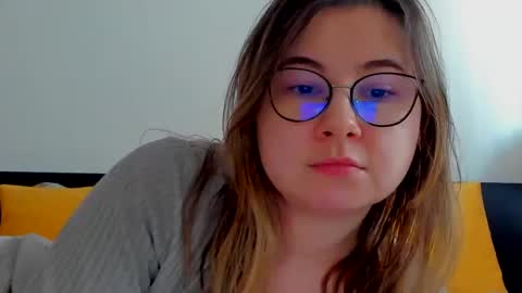 Snapshot of caterinnakat chatting on February 19, 2:11 pm Kat online show from February 19, 2:11 pm